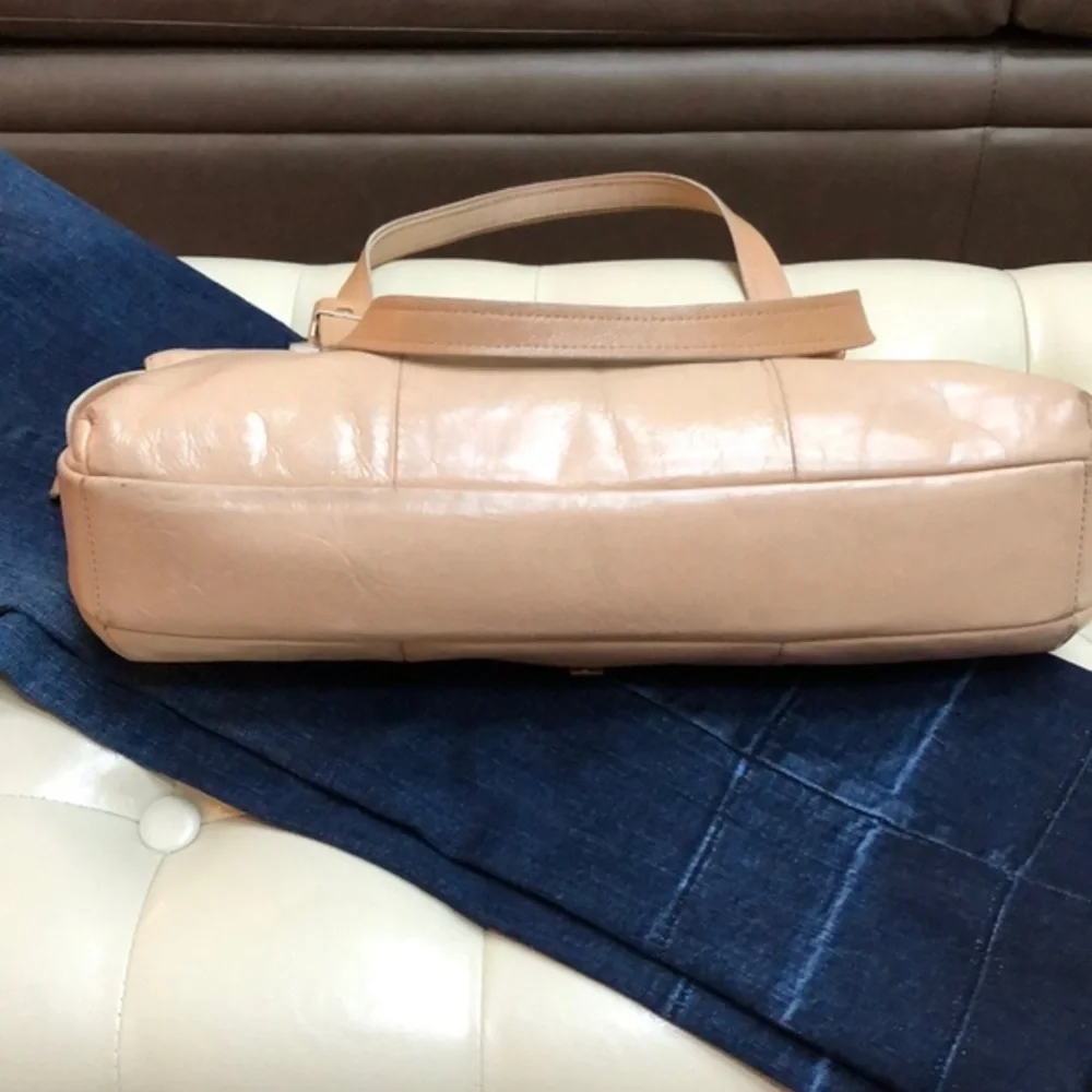 Vintage Hilfiger genuine “loved leather” utility handbag, zip top